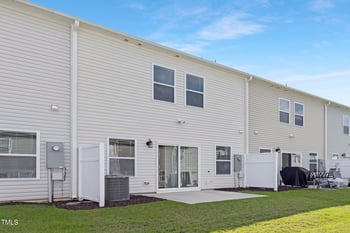 67 Little Leaf Ln #98, Clayton, NC 27527