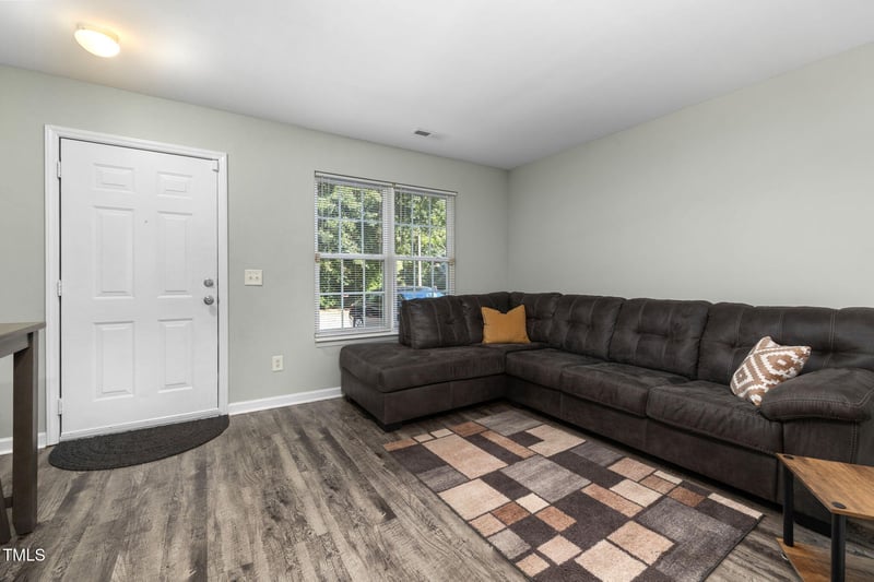 67 Red Ln, Raleigh, NC 27606