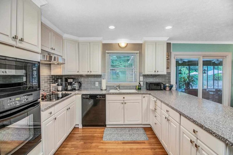67 Ridge Cir, Roxboro, NC 27574