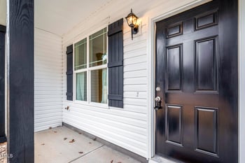 67 Stewarts Knob Dr, Clayton, NC 27527