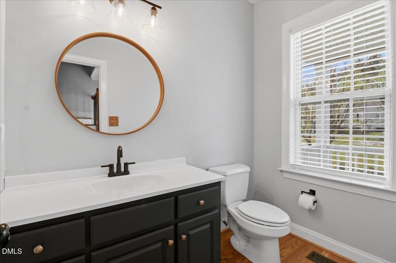 67 E Trafalgar Ct, Clayton, NC 27520