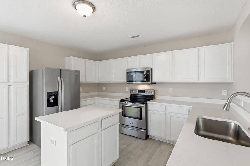 67 Valleyfield Dr, Clayton, NC 27527