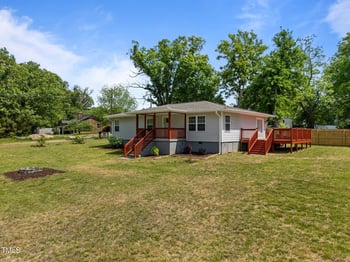 670 Mcadams Rd, Hillsborough, NC 27278