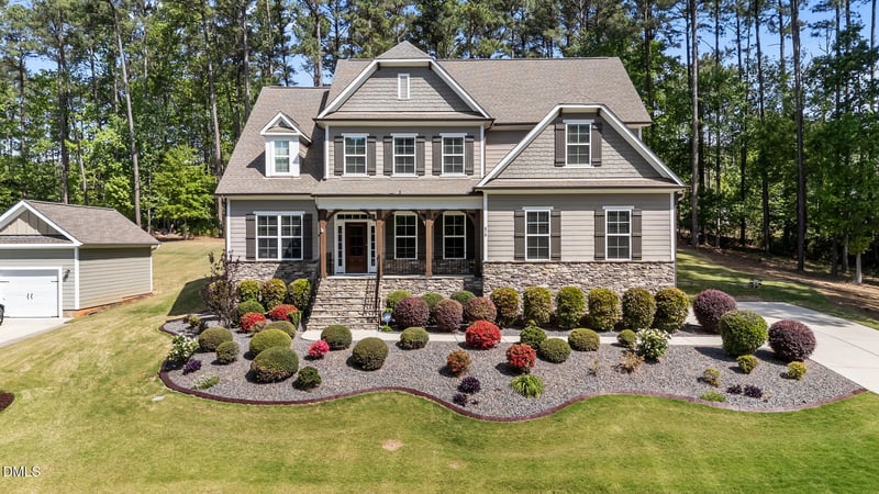 670 Rockport Dr, Clayton, NC 27527