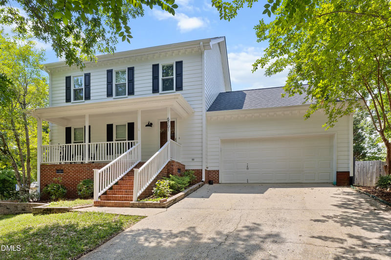 6701 Holly Mill Ct, Raleigh, NC 27613