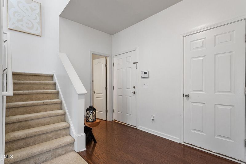 6701 Horseback Ln, Raleigh, NC 27610