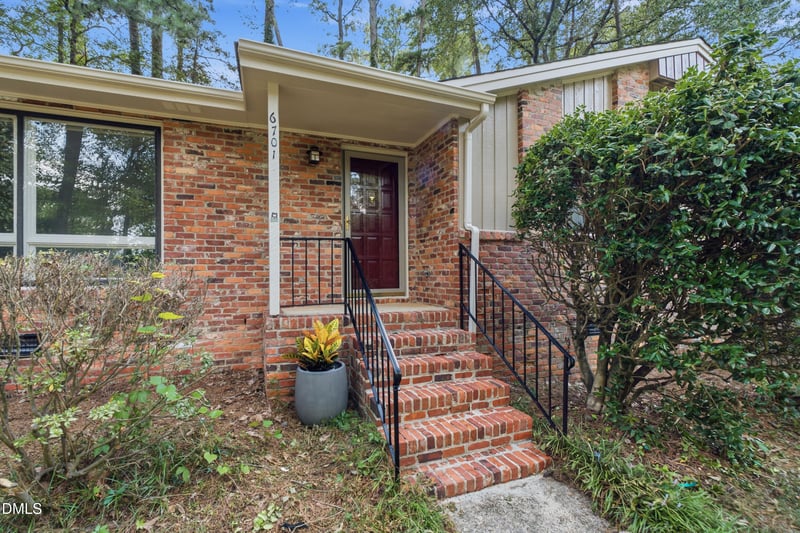 6701 Millbridge Ct, Raleigh, NC 27615