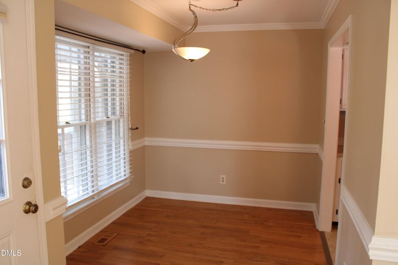 6701 Queen Annes Dr, Raleigh, NC 27613
