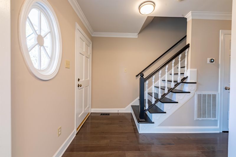 6702 Olde Province Ct, Raleigh, NC 27609