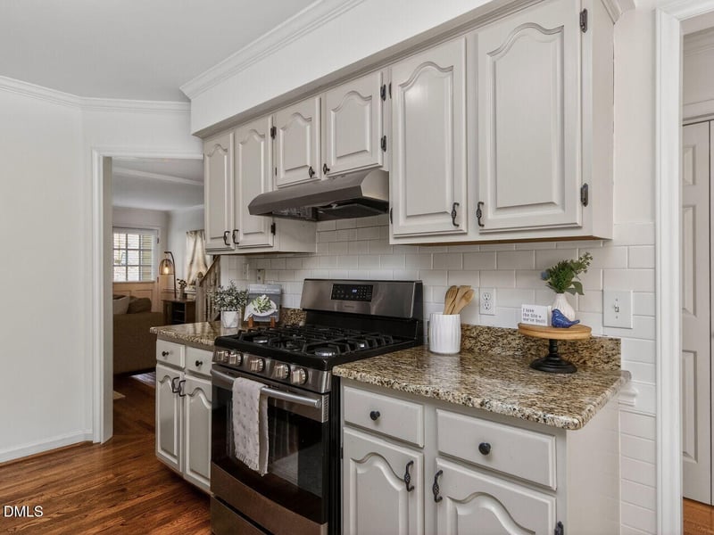 6703 Queen Annes Dr, Raleigh, NC 27613