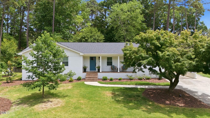 6704 Valley Dr, Raleigh, NC 27612