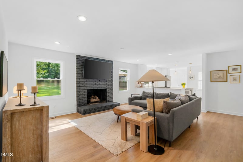 6704 Valley Dr, Raleigh, NC 27612