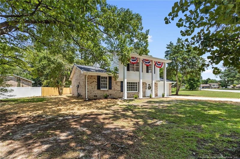 6706 Interban Dr, Fayetteville, NC 28314