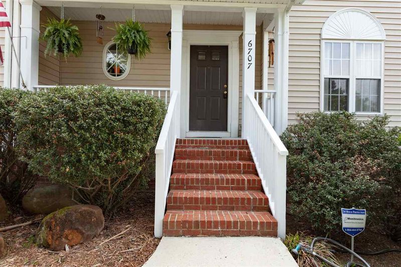 6707 Winding Arch Dr, Durham, NC 27713