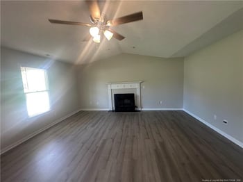 6708 Country Downs Dr, Hope Mills, NC 28348