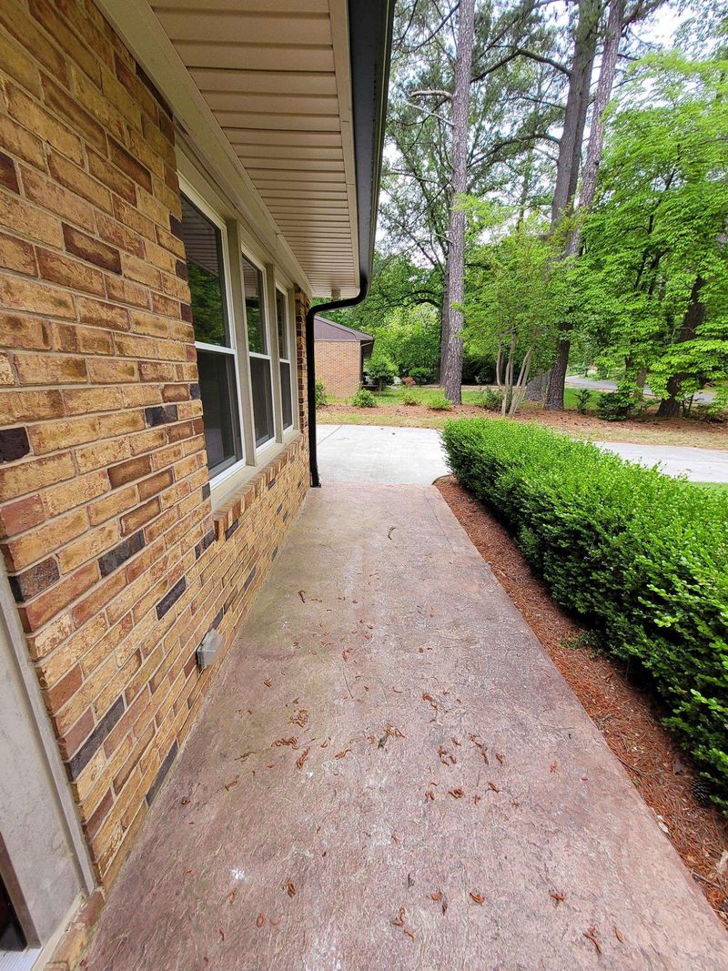 6708 Johnsdale Rd, Raleigh, NC 27615