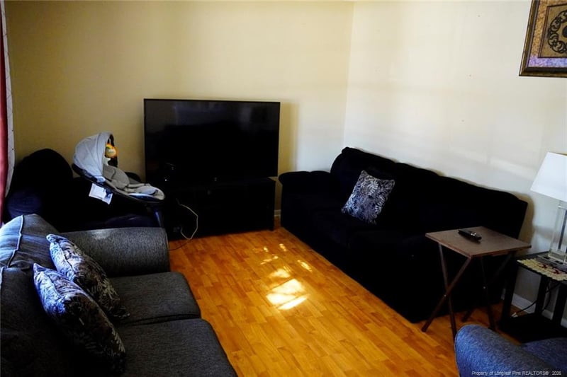 6708 Seaford Dr, Fayetteville, NC 28314