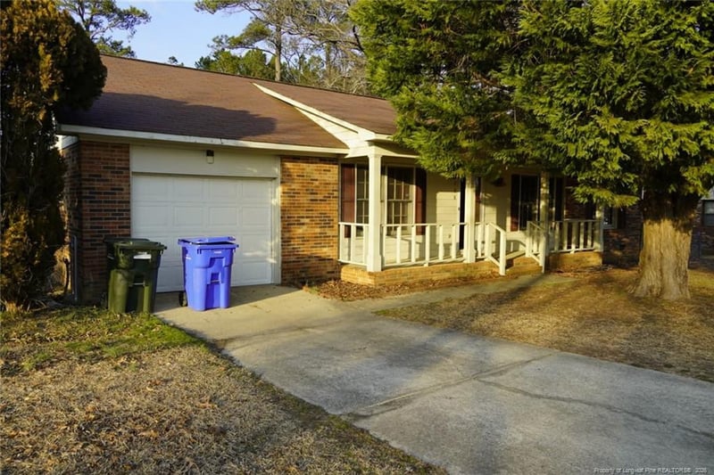 6708 Seaford Dr, Fayetteville, NC 28314