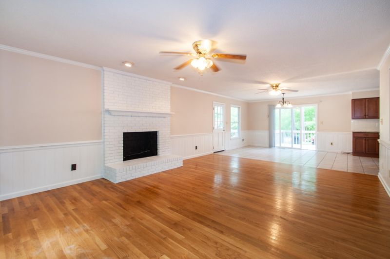 6709 Miles Dr, Raleigh, NC 27615