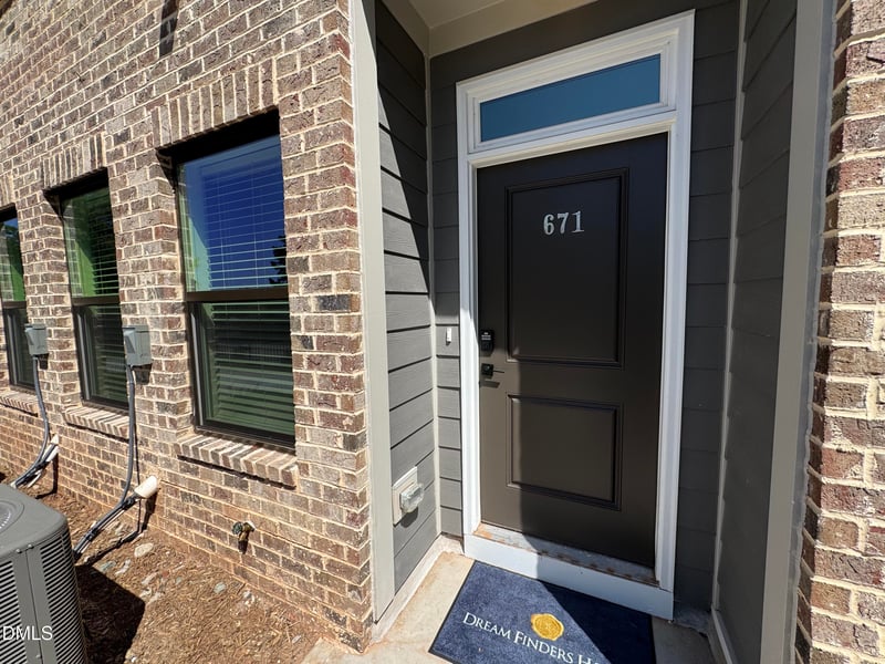 671 Bandon Al, Cary, NC 27513