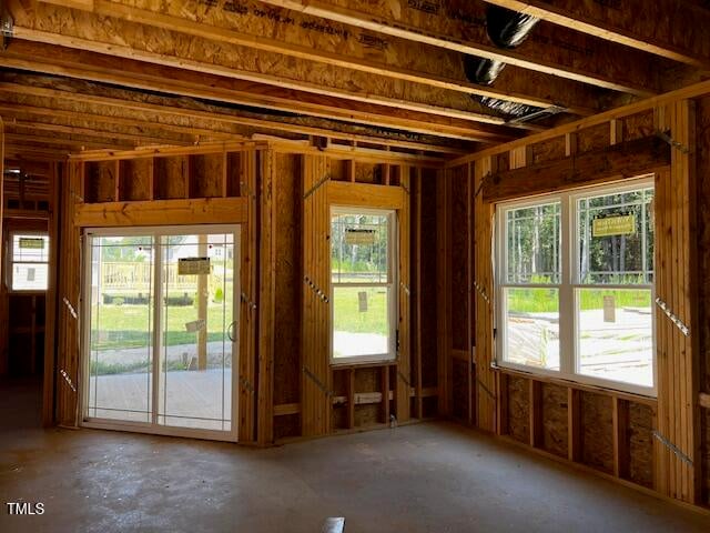 671 Little River Dr, Zebulon, NC 27597