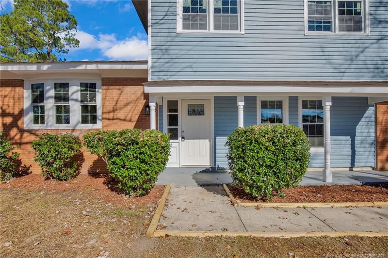 671 Newport Rd, Fayetteville, NC 28314