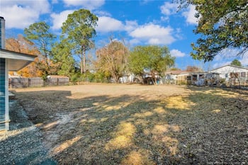 671 Newport Rd, Fayetteville, NC 28314