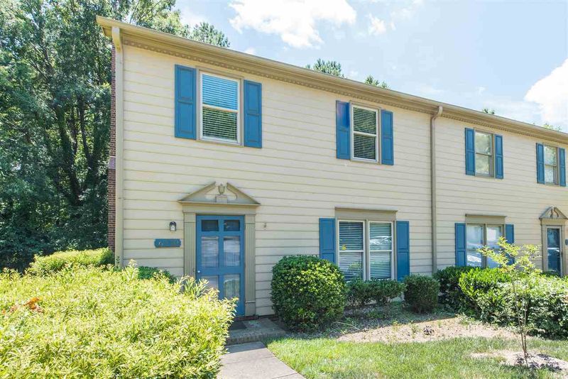6710 Tattershale Ct, Raleigh, NC 27613