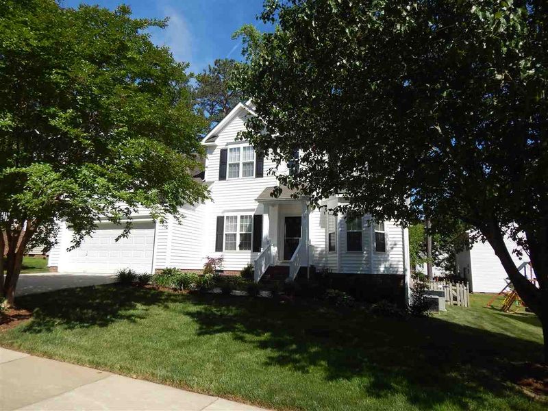 6711 Somerknoll Dr, Durham, NC 27713
