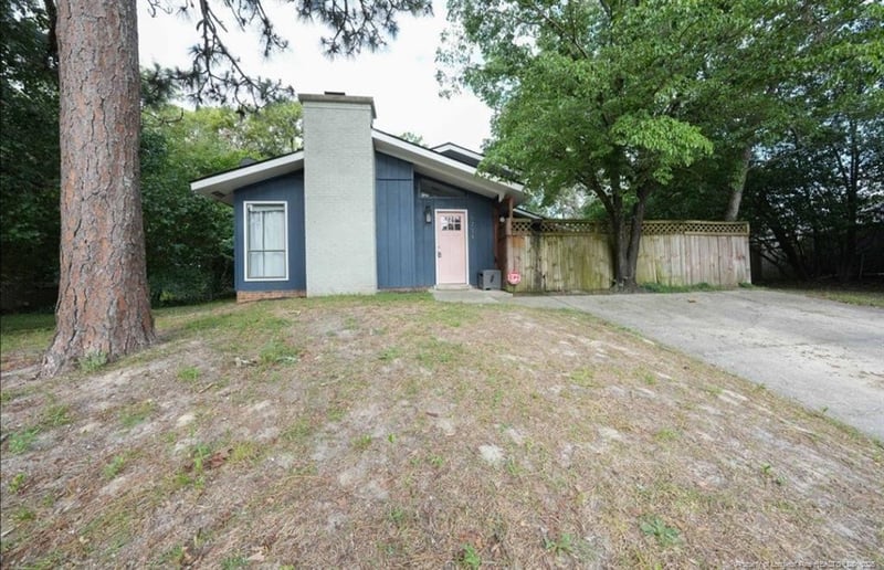 6711 Wake Forest Rd, Fayetteville, NC 28311