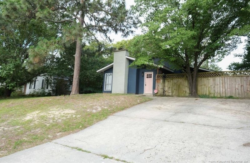 6711 Wake Forest Rd, Fayetteville, NC 28311