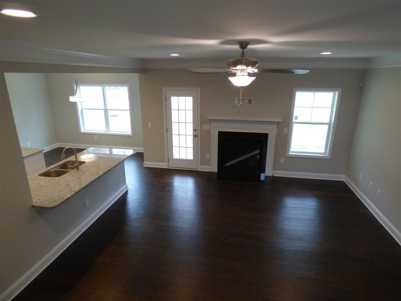 6713 Arlington Oaks Trl, Raleigh, NC 27603