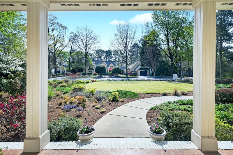 6713 Foxfire Pl, Raleigh, NC 27615