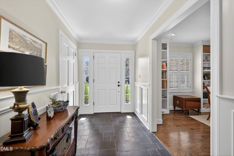 6713 Foxfire Pl, Raleigh, NC 27615