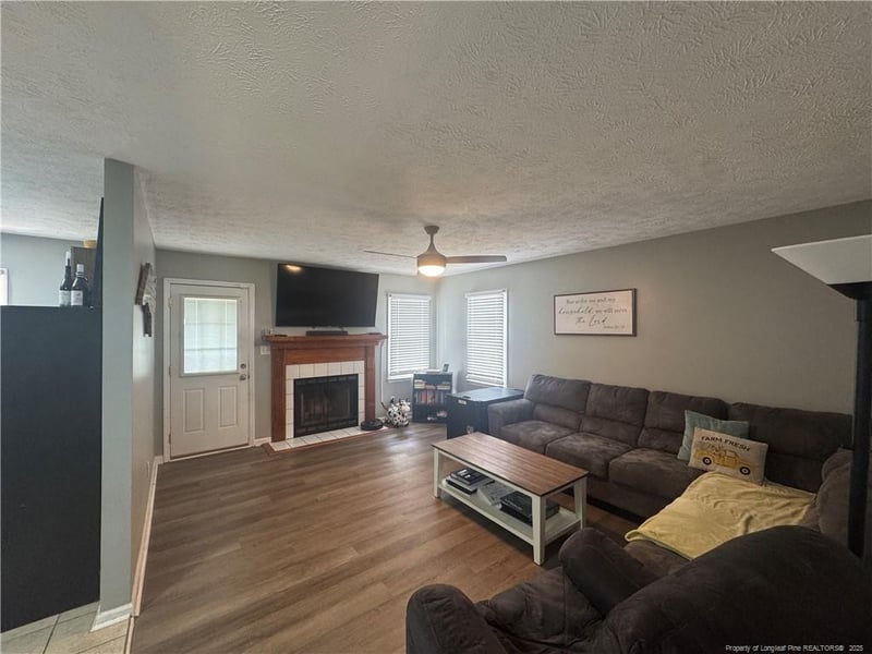6713 Winthrop Dr, Fayetteville, NC 28311