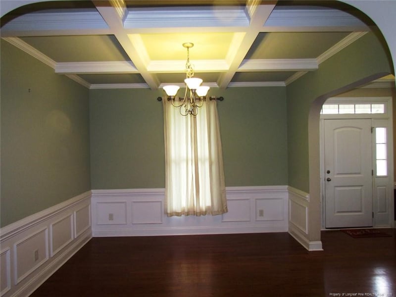 6716 Brentmoor Ct, Hope Mills, NC 28348