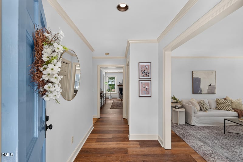 6716 Glen Forrest Dr, Chapel Hill, NC 27517