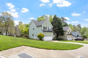 6716 Holly Mill Ct, Raleigh, NC 27613