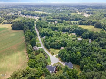 6717 Country Hollows Ln, Holly Springs, NC 27540