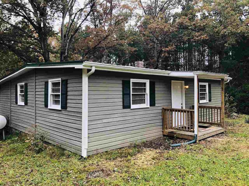 6717 Matthews Rd, Durham, NC 27712