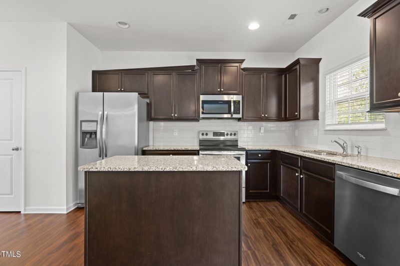 6717 Osprey Landing Dr, Wendell, NC 27591