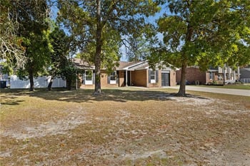 6717 Pin Oak Ln, Fayetteville, NC 28314