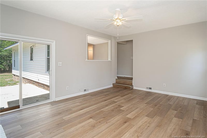 6718 Seaford Dr, Fayetteville, NC 28314