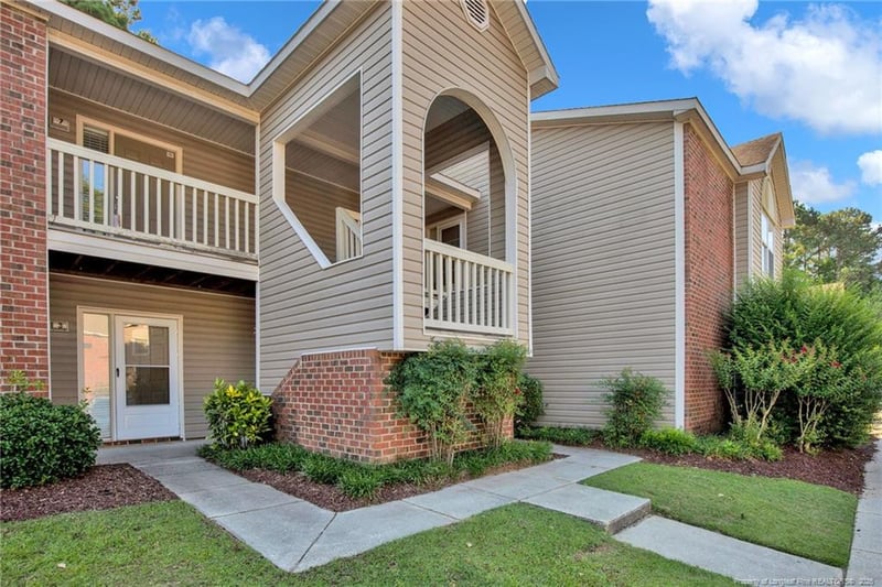 672 Bartons Landing Pl #8, Fayetteville, NC 28314