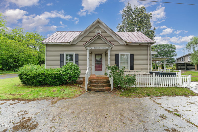 6720 Dwight Rowland Rd, Willow Springs, NC 27592