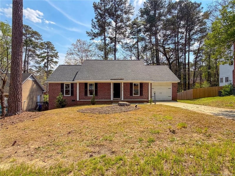 6720 Saint Julian Way, Fayetteville, NC 28314