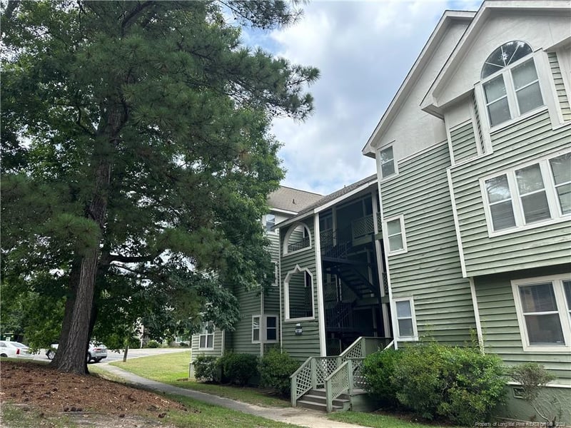6720 Willowbrook Dr #1, Fayetteville, NC 28314