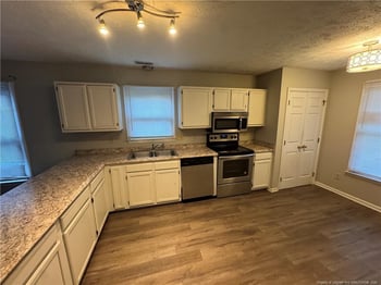 6721 Pacific Ave, Fayetteville, NC 28314
