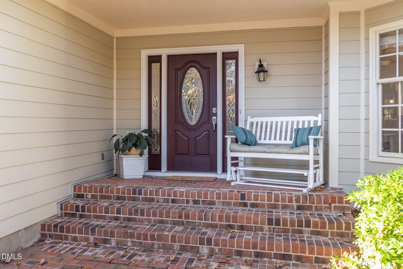 6724 Glen Forrest Dr, Chapel Hill, NC 27517