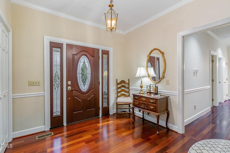 6724 Glen Forrest Dr, Chapel Hill, NC 27517